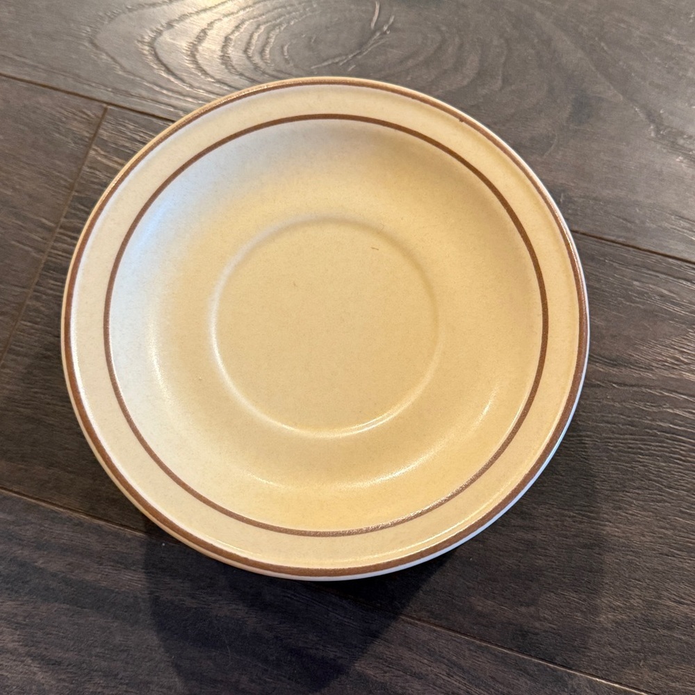 Unbranded Vintage Tan Saucer with Brown Trim lot of 6 10:16